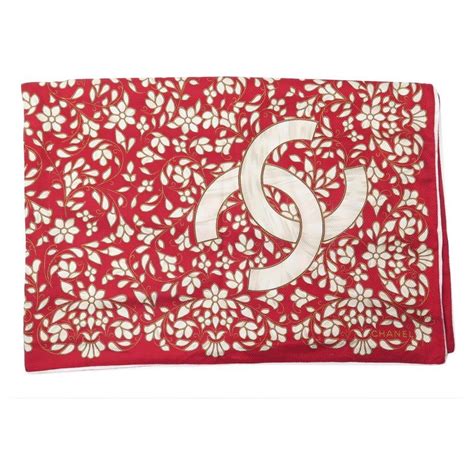 châle chanel|foulards chanel.